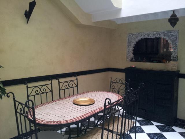 Riad Les Portes De La Medina Marakeş Oda fotoğraf